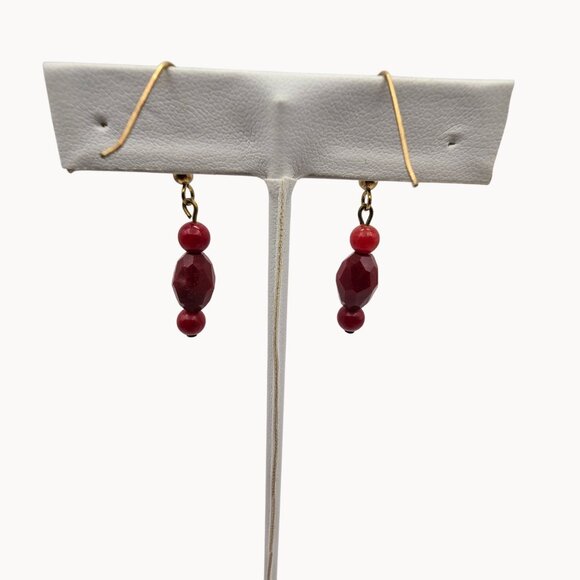 Women's Gold-Toned Hook Red Beaded Glass Stones Dangle Drop Earrings - Picture 3 of 4
